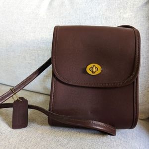Authentic Coach Scooter Cowhide Leather Crossbody- NWOT